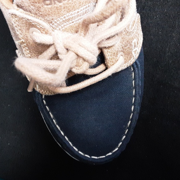 Skechers Navy and Tan Casual Shoes - Picture 7 of 8